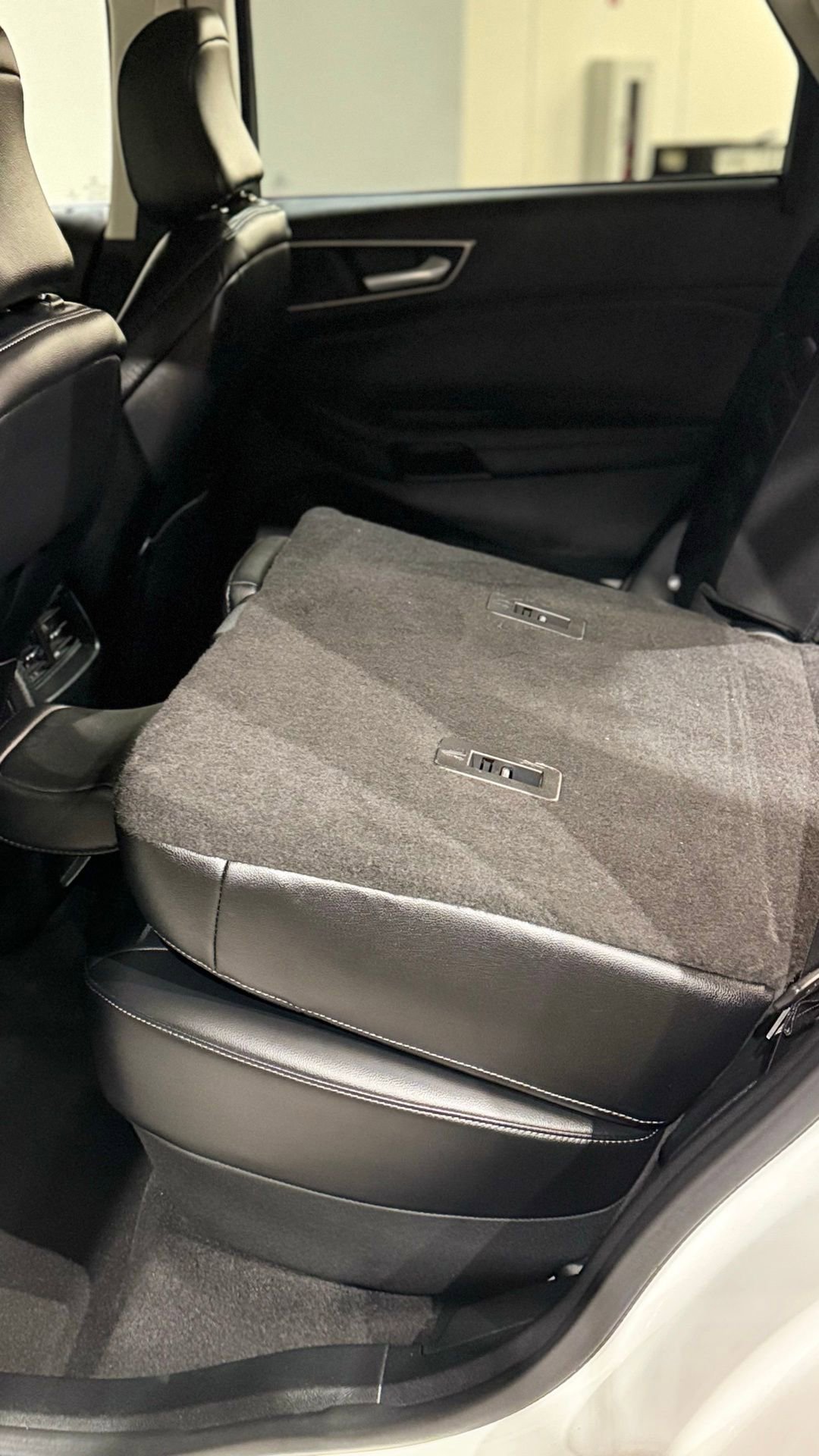 Used 2022 Ford Edge SEL w/ Convenience Package image 39