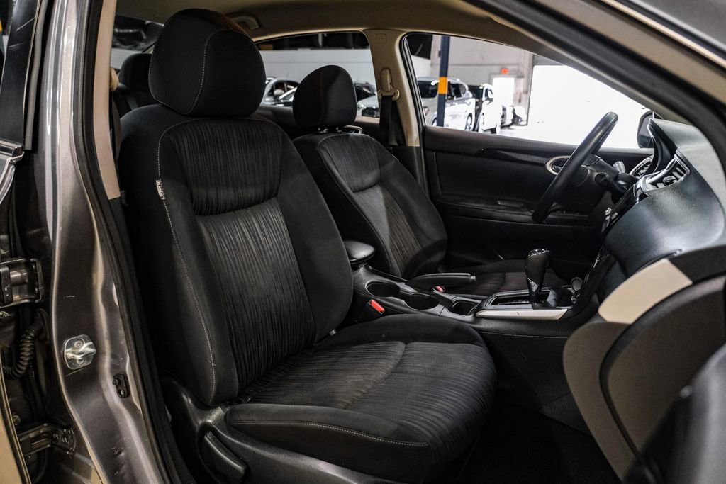 Used 2019 Nissan Sentra SV FWD image 34