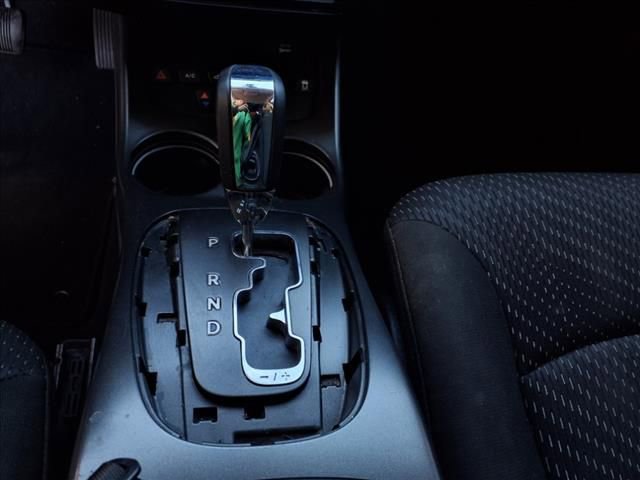 Used 2019 Dodge Journey SE w/ Blacktop Package FWD image 15