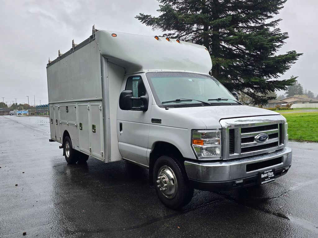 Used 2017 Ford E-450 and Econoline 450 Super Duty w/ Power Windows & Locks Group image 8