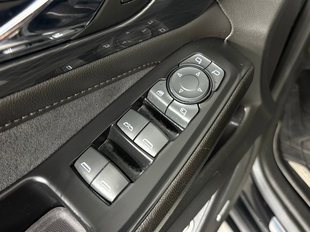 Used 2023 Chevrolet Traverse High Country w/ LPO, Floor Liner Package image 15