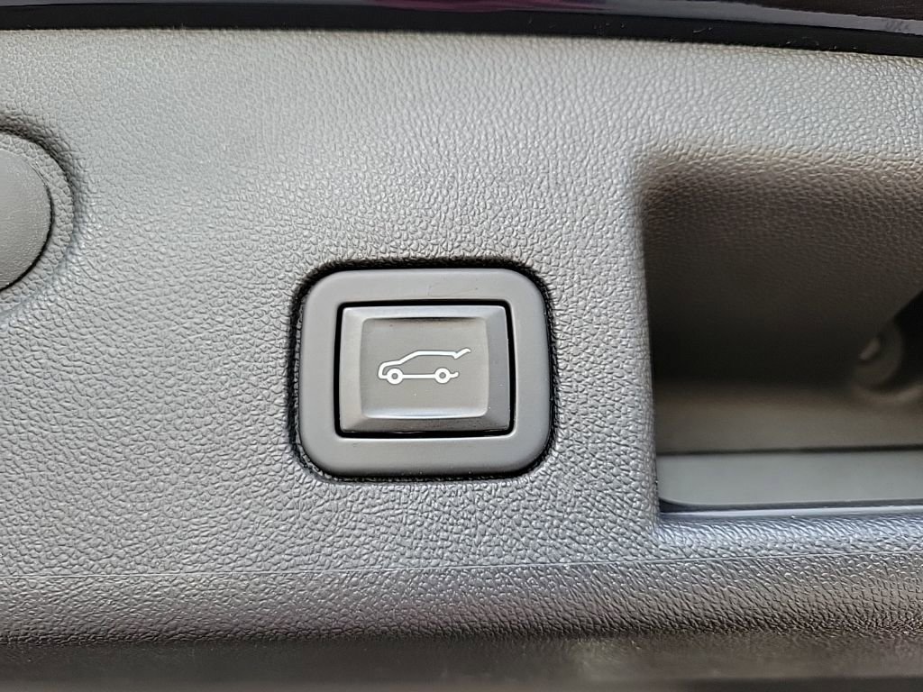 Used 2022 Chevrolet Equinox LT image 23