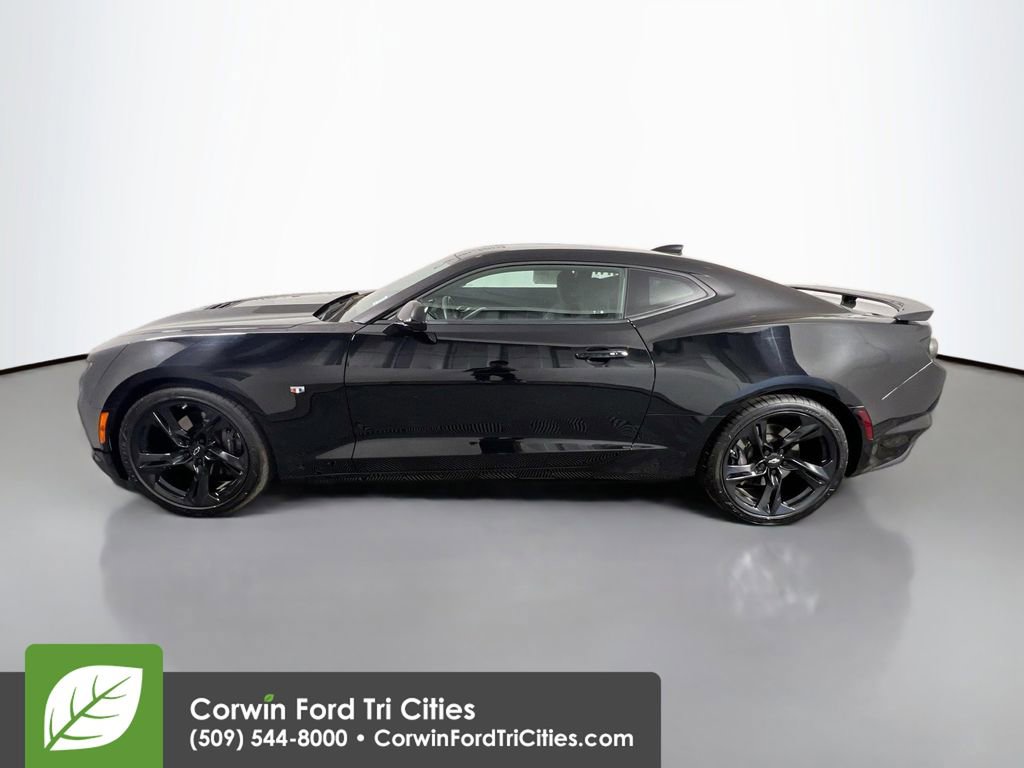 Used 2022 Chevrolet Camaro SS RWD image 6