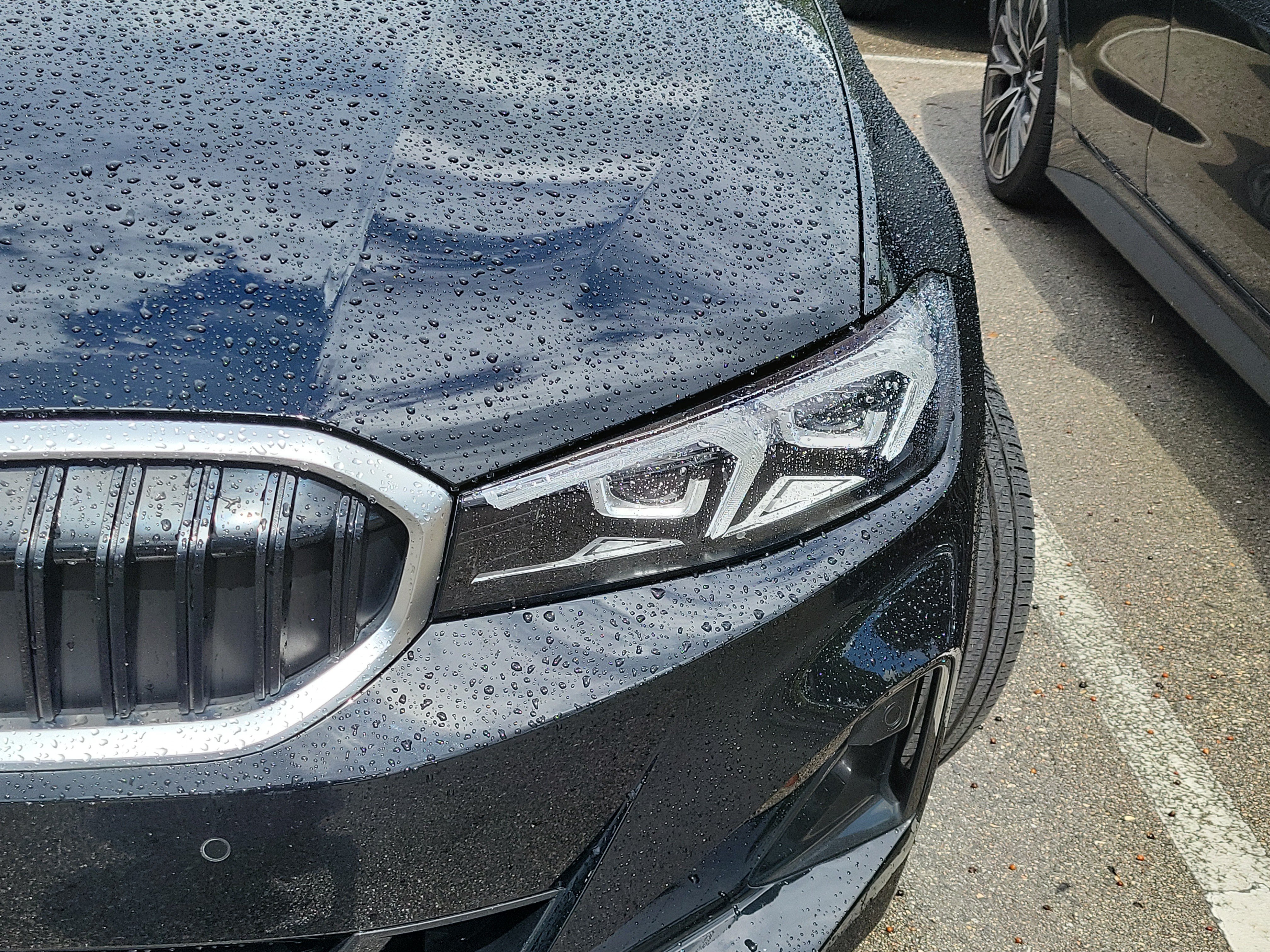 Used 2024 BMW 330i Sedan w/ Convenience Package RWD image 4