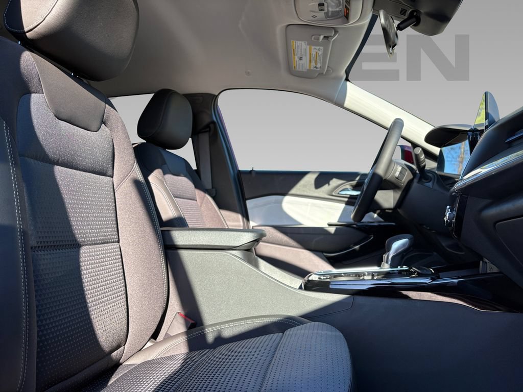 New 2026 Chevrolet Trax LT w/ Driver Confidence Package FWD image 10