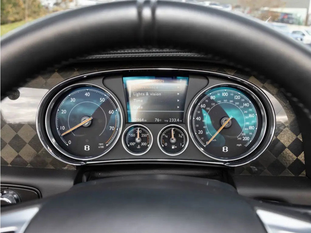 Used 2018 Bentley Continental GT Supersports image 30