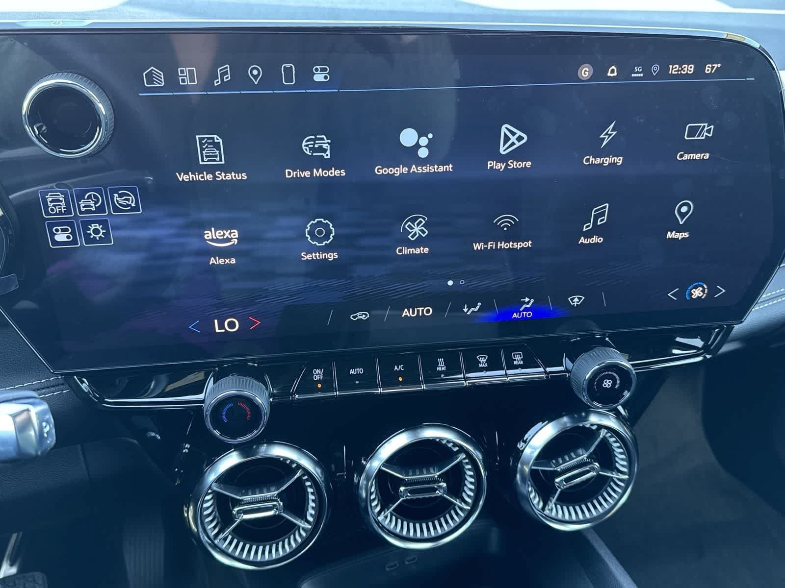 New 2025 Chevrolet Blazer EV LT AWD/4WD image 13