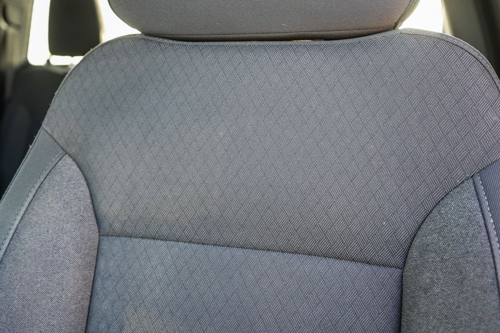 Used 2025 Chevrolet Silverado 2500 LT w/ Convenience Package image 25