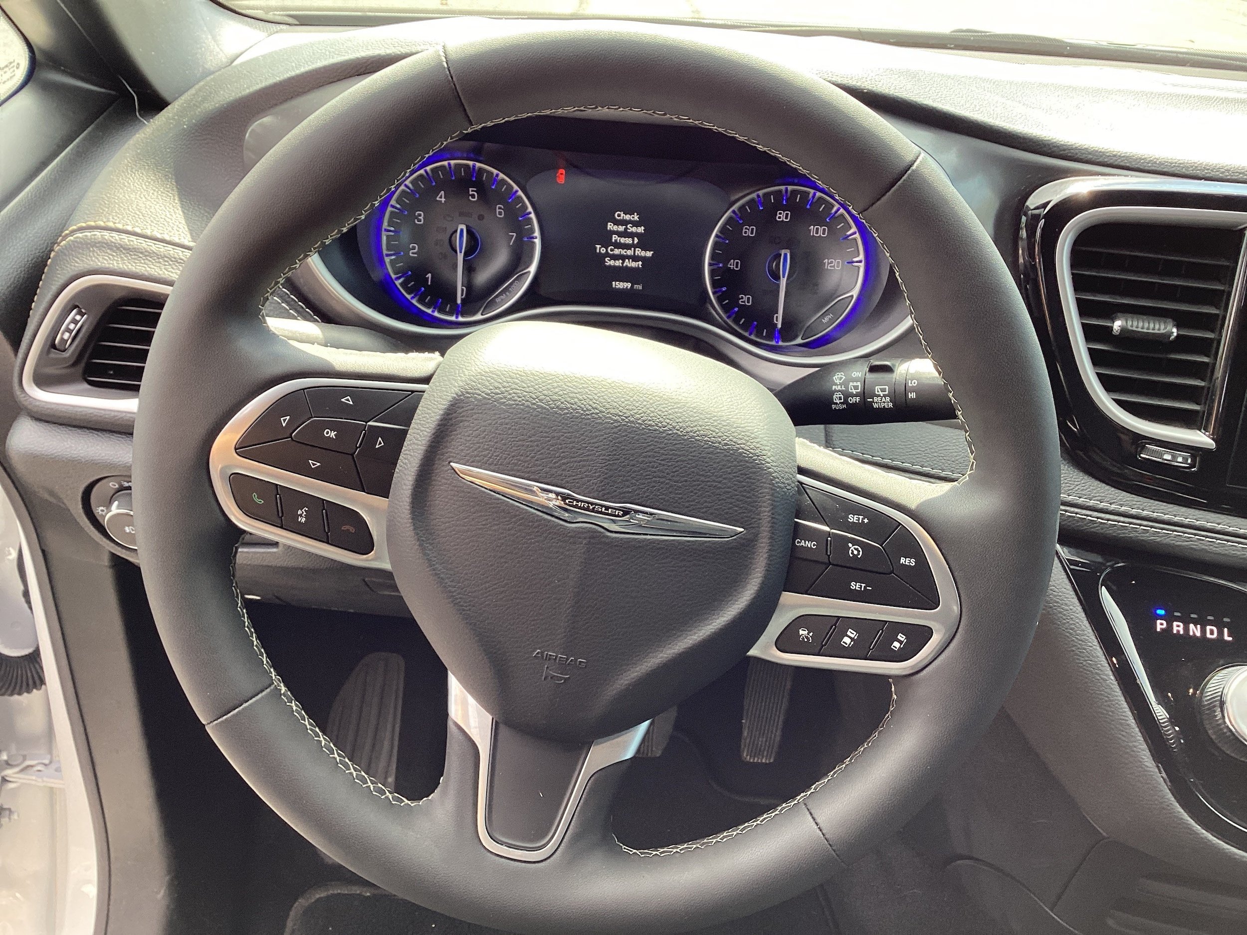 Used 2026 Chrysler Pacifica Select FWD image 17
