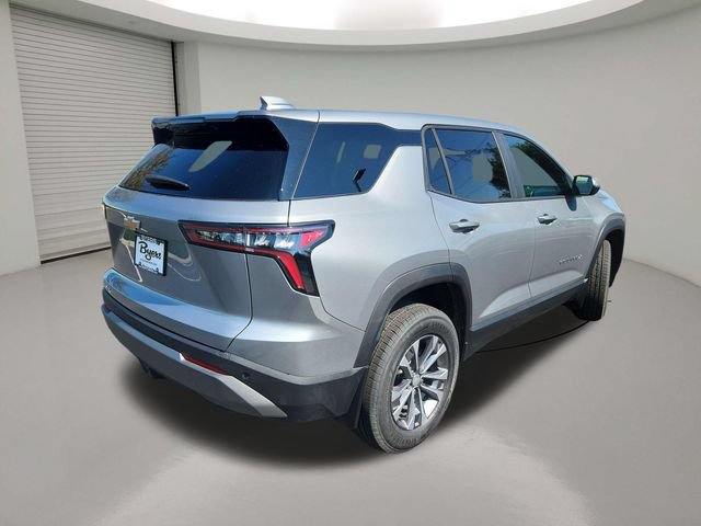 New 2027 Chevrolet Equinox LT w/ LPO, Floor Liner Package FWD image 7