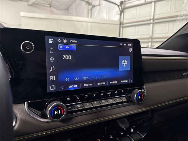 Used 2024 Chevrolet Colorado ZR2 w/ ZR2 Convenience Package III image 32