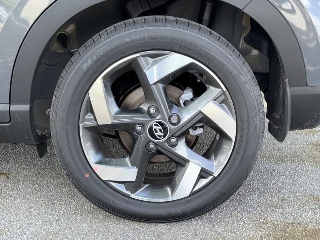 New 2026 Hyundai Venue SEL FWD image 11