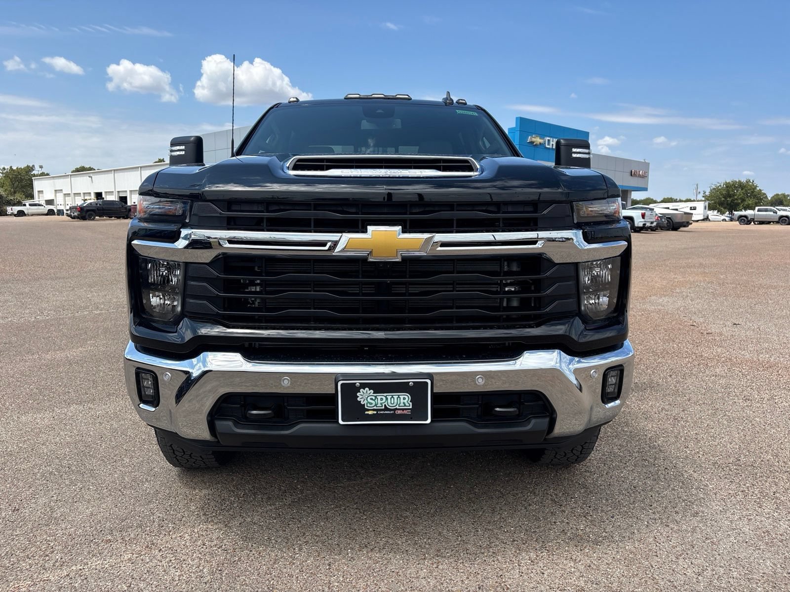 New 2026 Chevrolet Silverado 2500 LT w/ Texas Edition AWD/4WD image 8