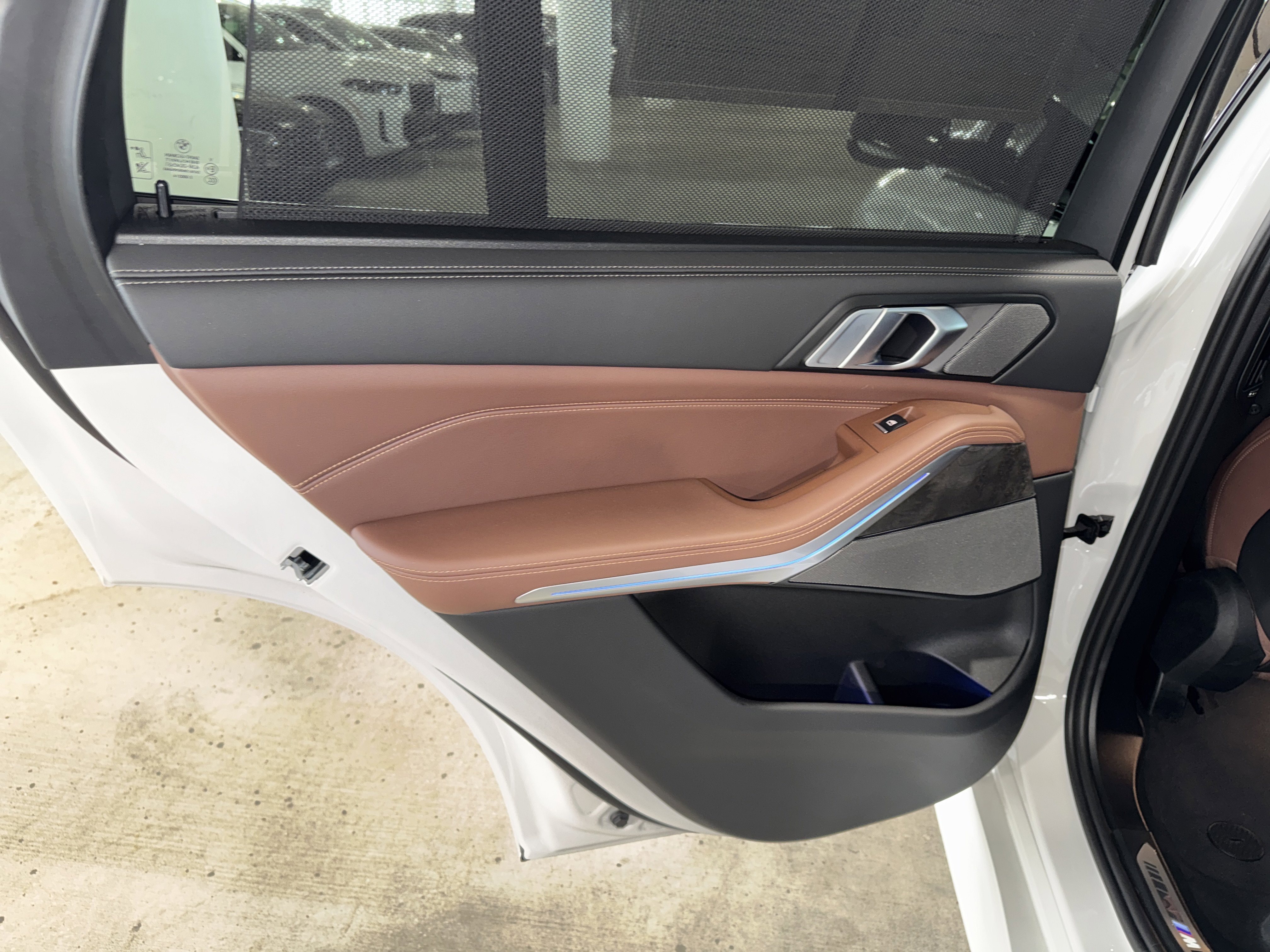 Used 2025 BMW X5 M60i image 16