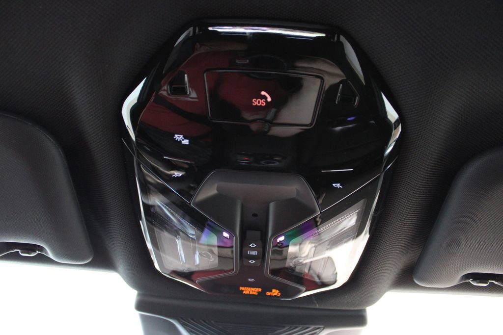 Used 2025 BMW X3 xDrive30i w/ Convenience Package image 52