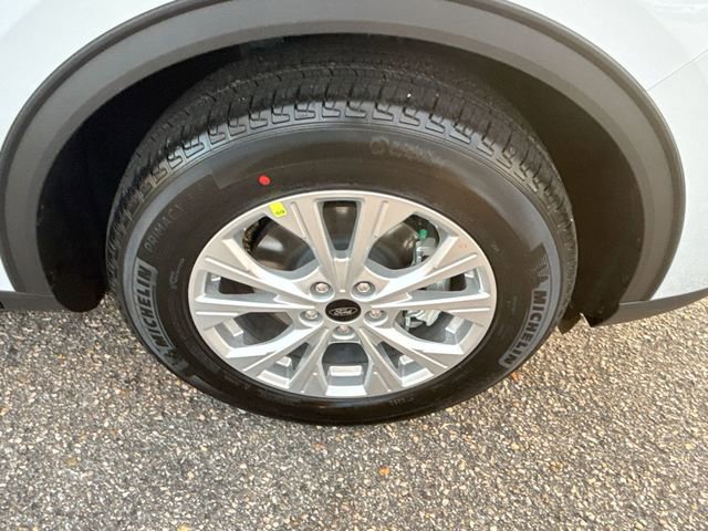 New 2026 Ford Escape Active FWD image 15
