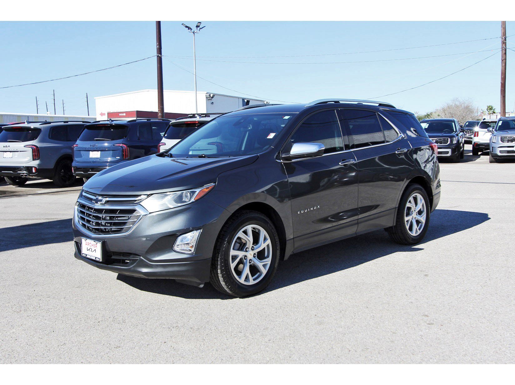 Used 2021 Chevrolet Equinox Premier FWD image 3
