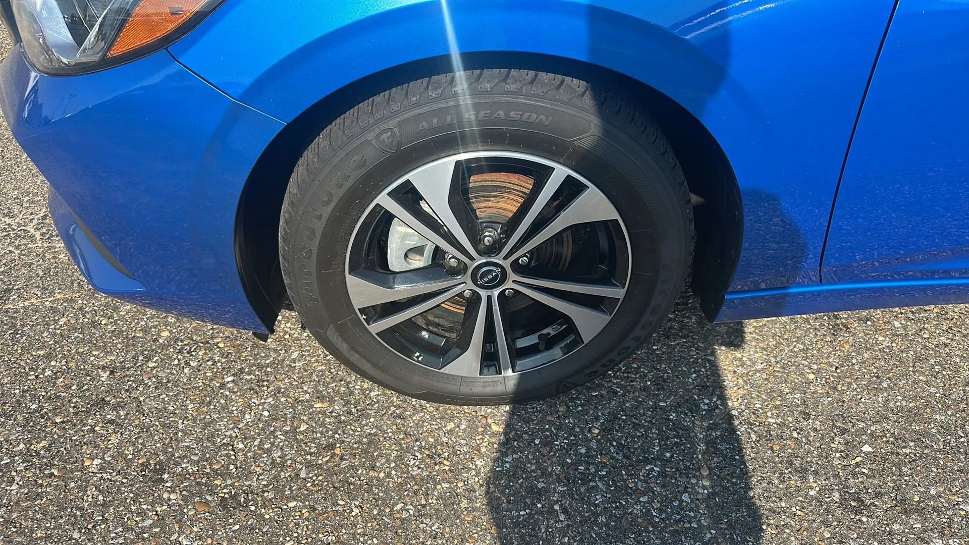 Used 2023 Nissan Sentra SV FWD image 9