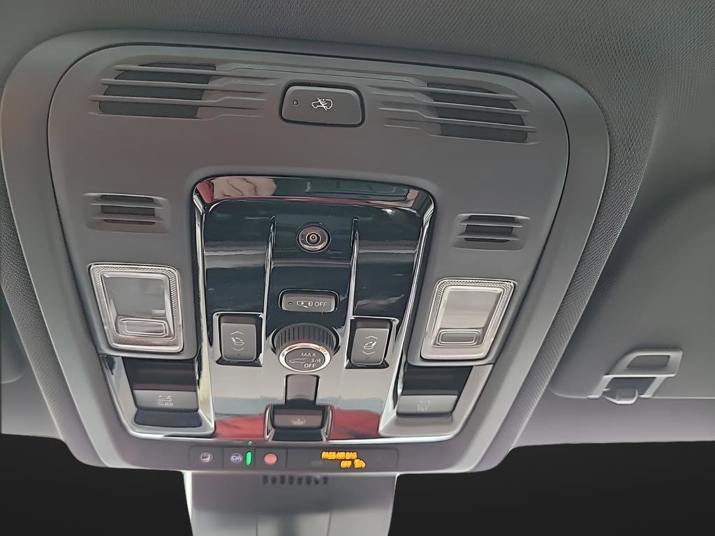 New 2026 Chevrolet Suburban High Country image 10