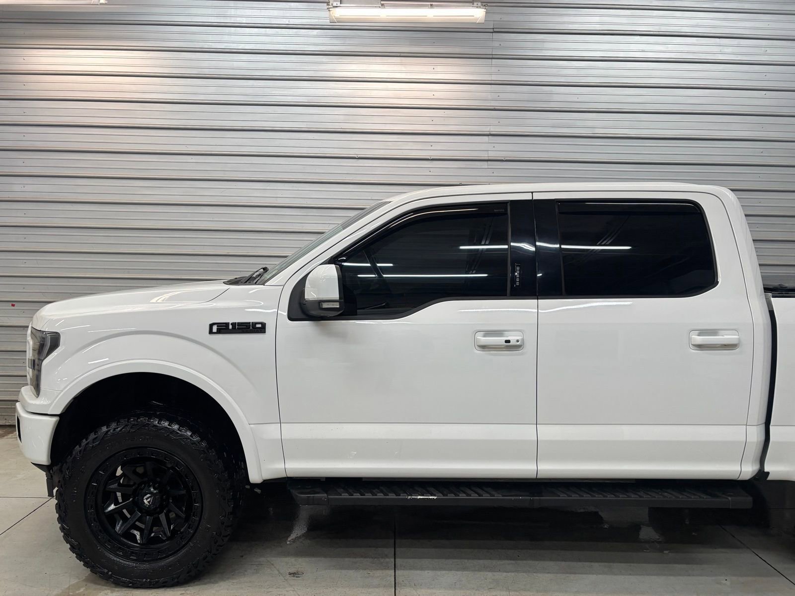 Used 2020 Ford F150 Lariat w/ Equipment Group 502A Luxury image 3