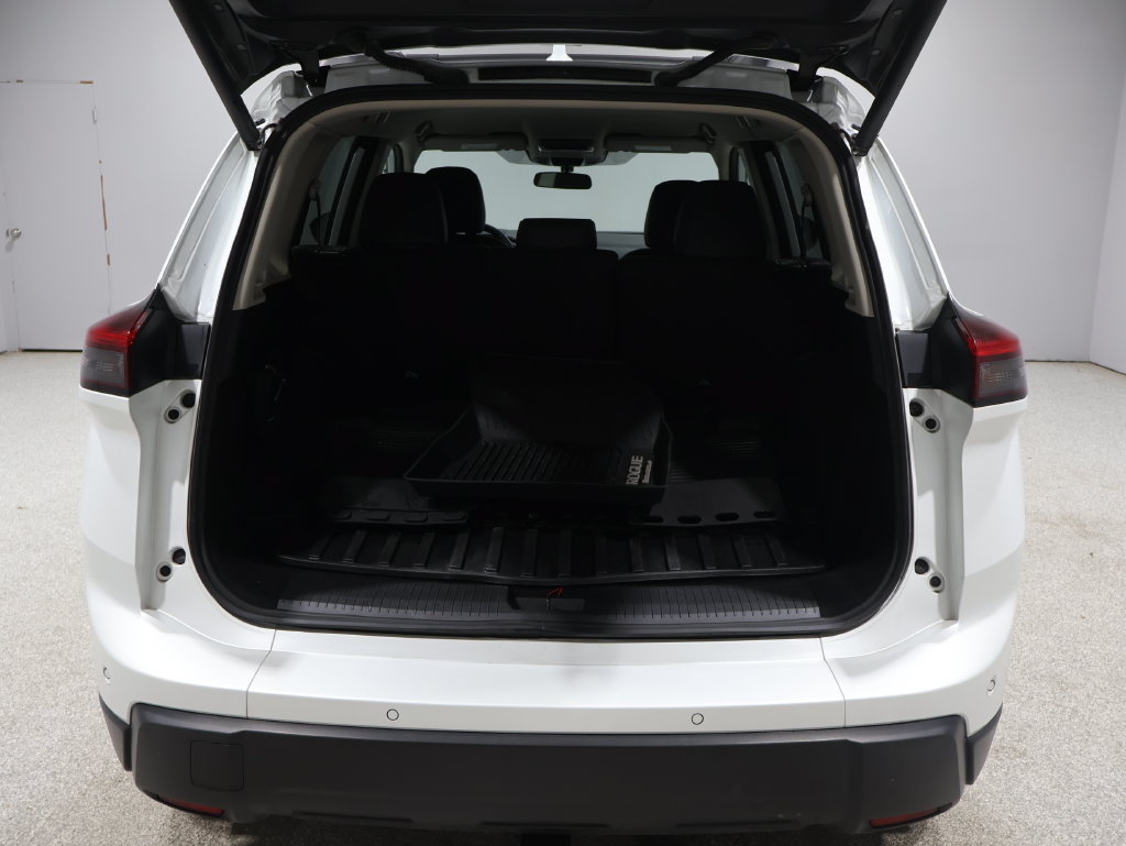 Used 2025 Nissan Rogue SV AWD/4WD image 21
