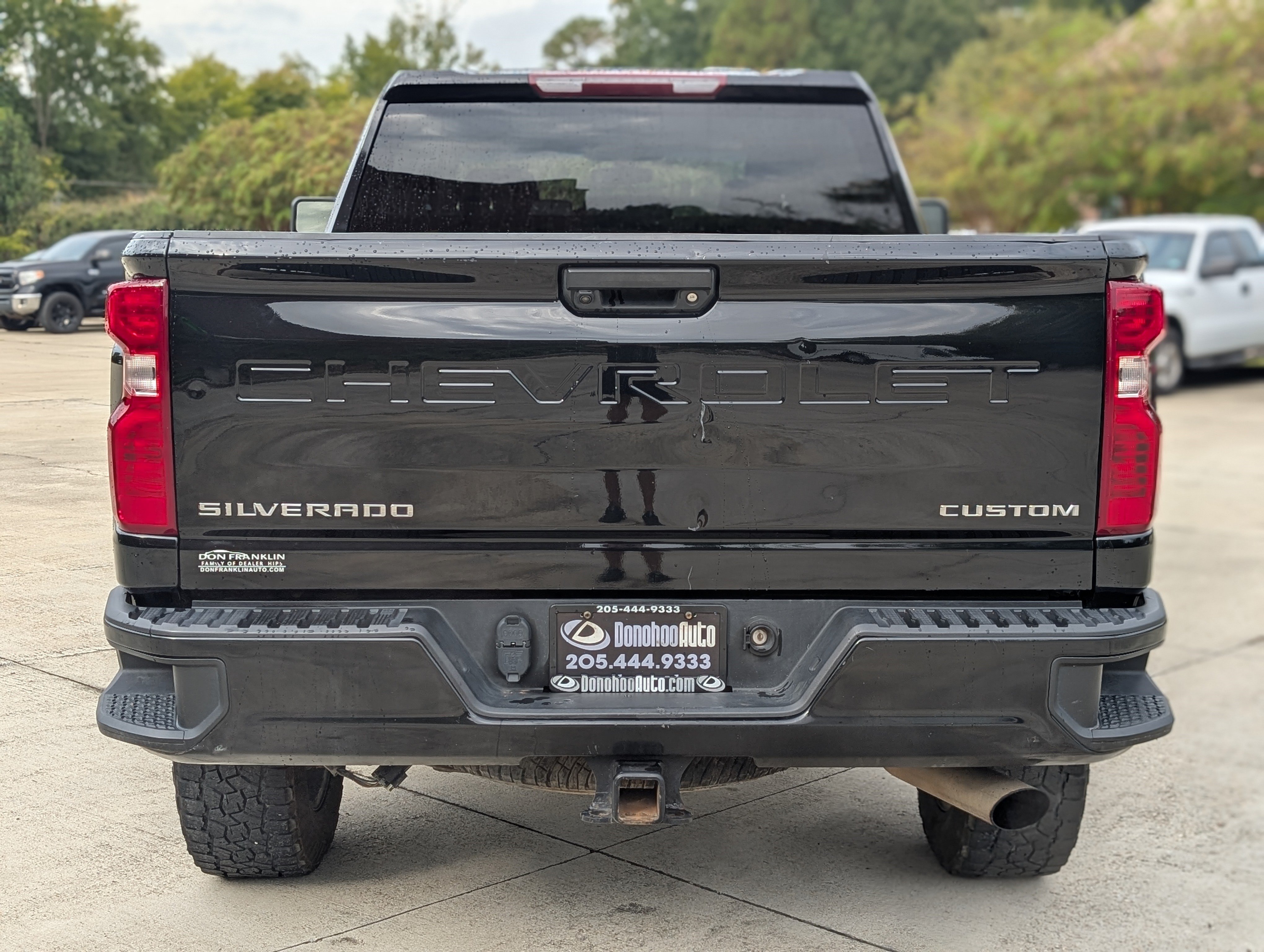 Used 2023 Chevrolet Silverado 2500 Custom w/ Gooseneck/5TH Wheel Package AWD/4WD image 8