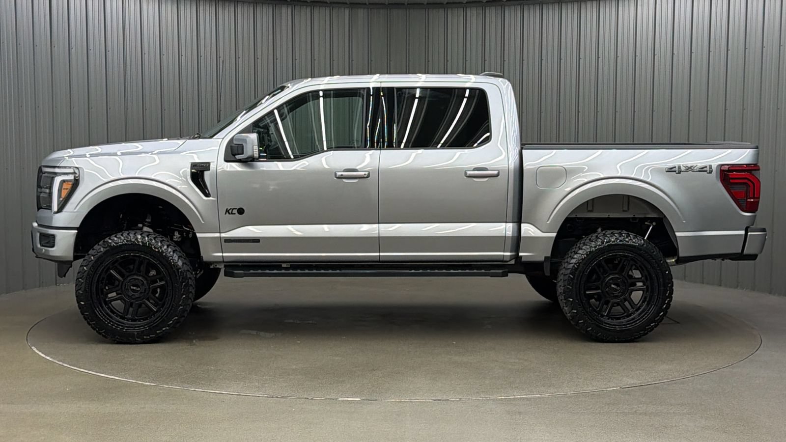 Used 2026 Ford F150 Lariat AWD/4WD image 2