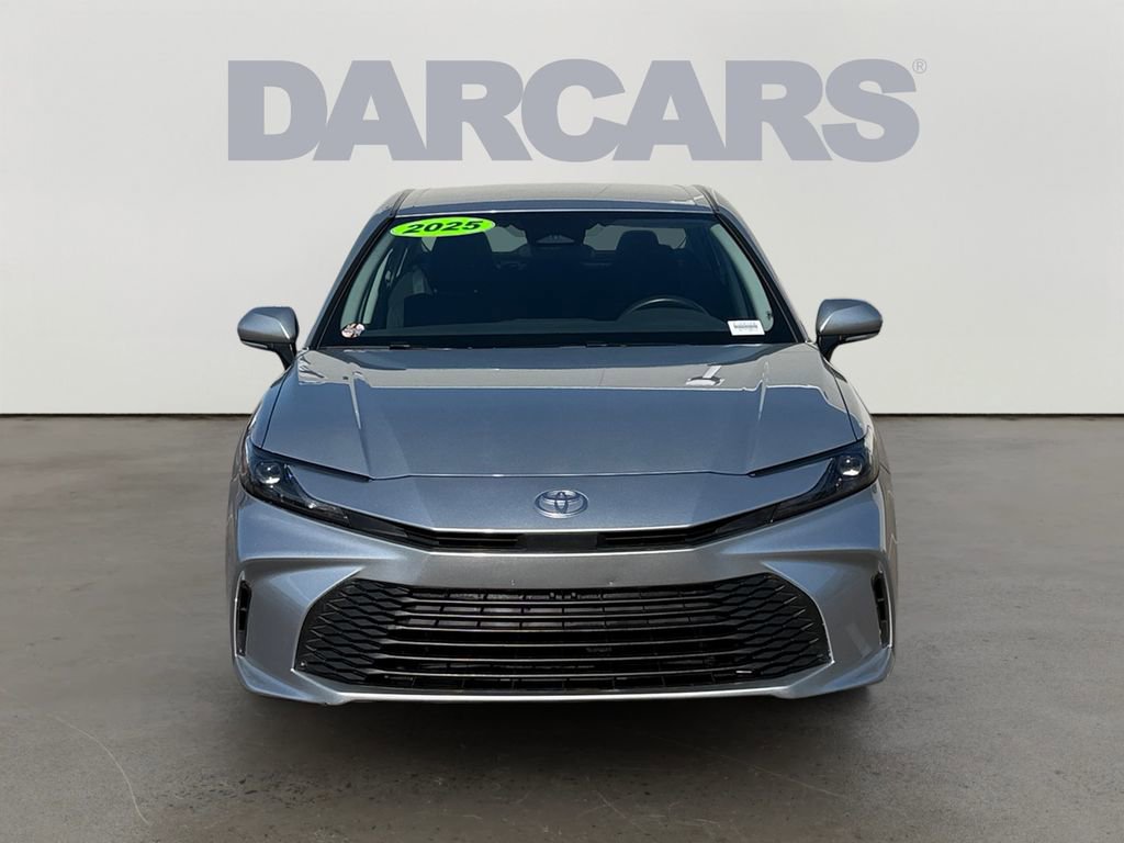 Used 2025 Toyota Camry LE FWD image 2