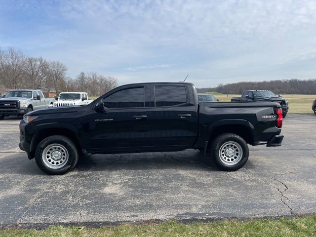 Used 2024 Chevrolet Colorado W/T w/ Safety Package AWD/4WD image 10