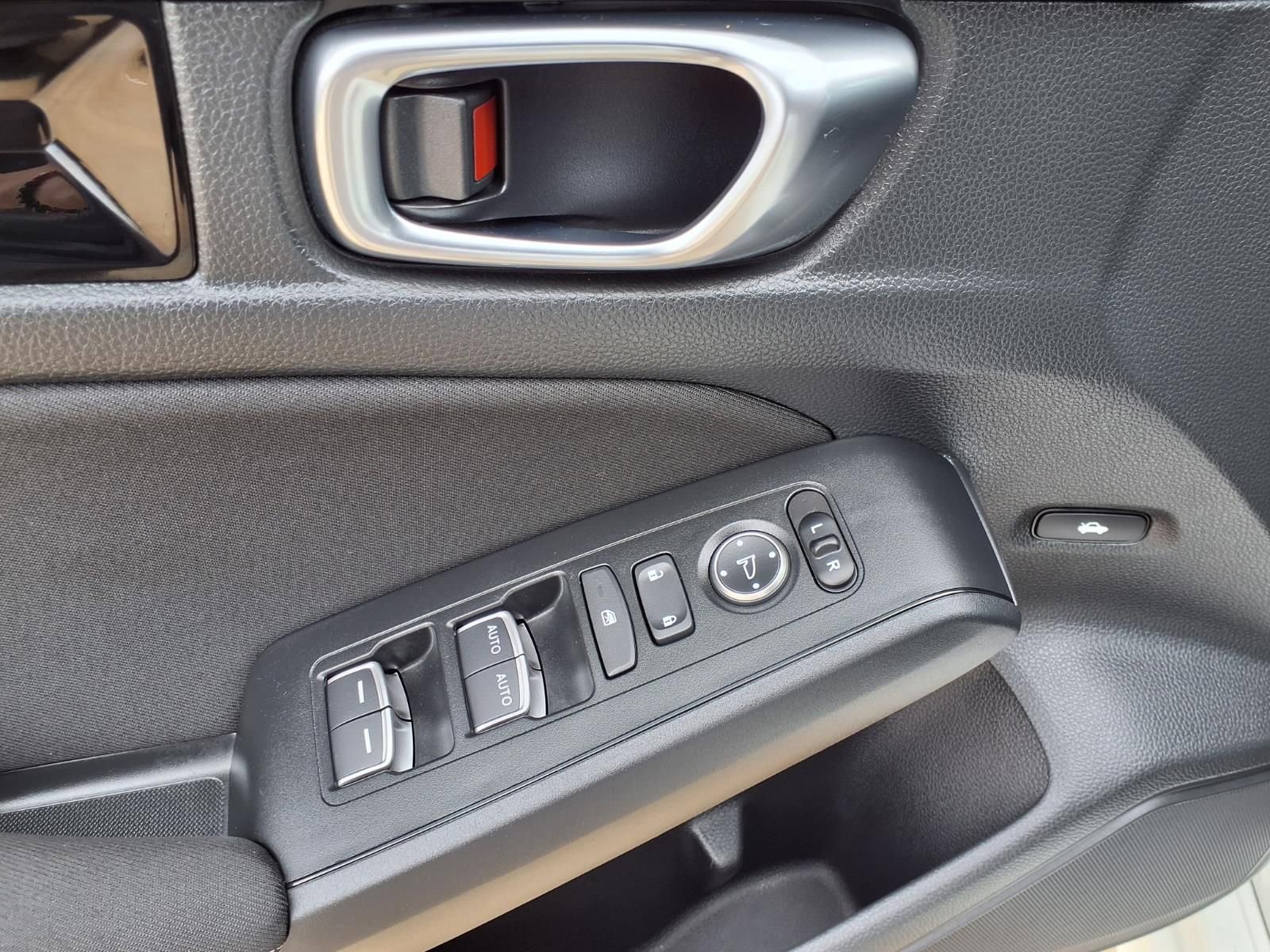 Used 2025 Honda Civic Sport image 22