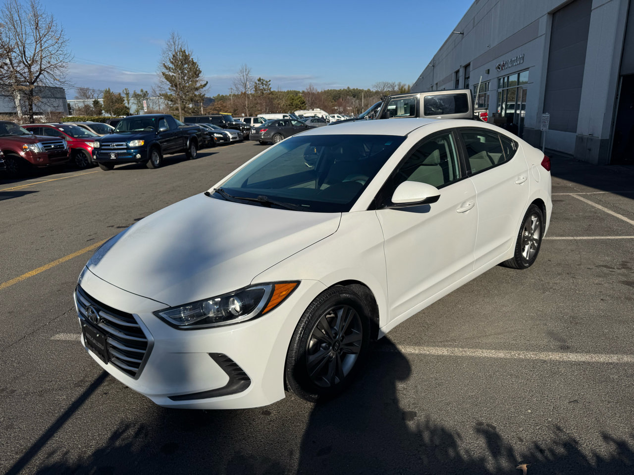 Used 2017 Hyundai Elantra SE image 8