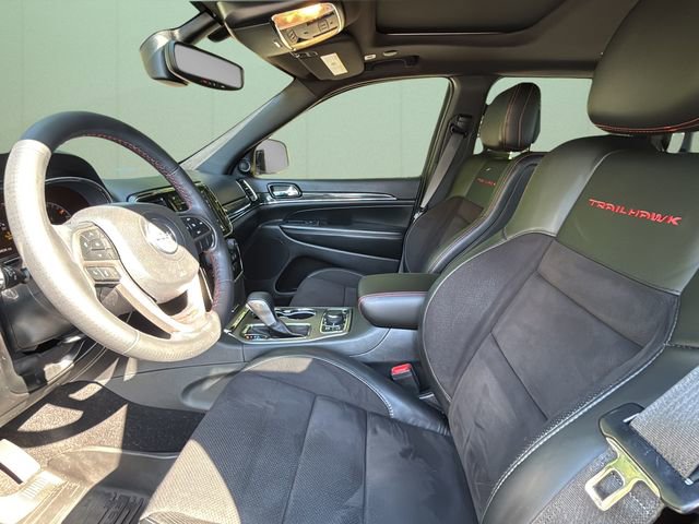 Used 2019 Jeep Grand Cherokee Trailhawk AWD/4WD image 12