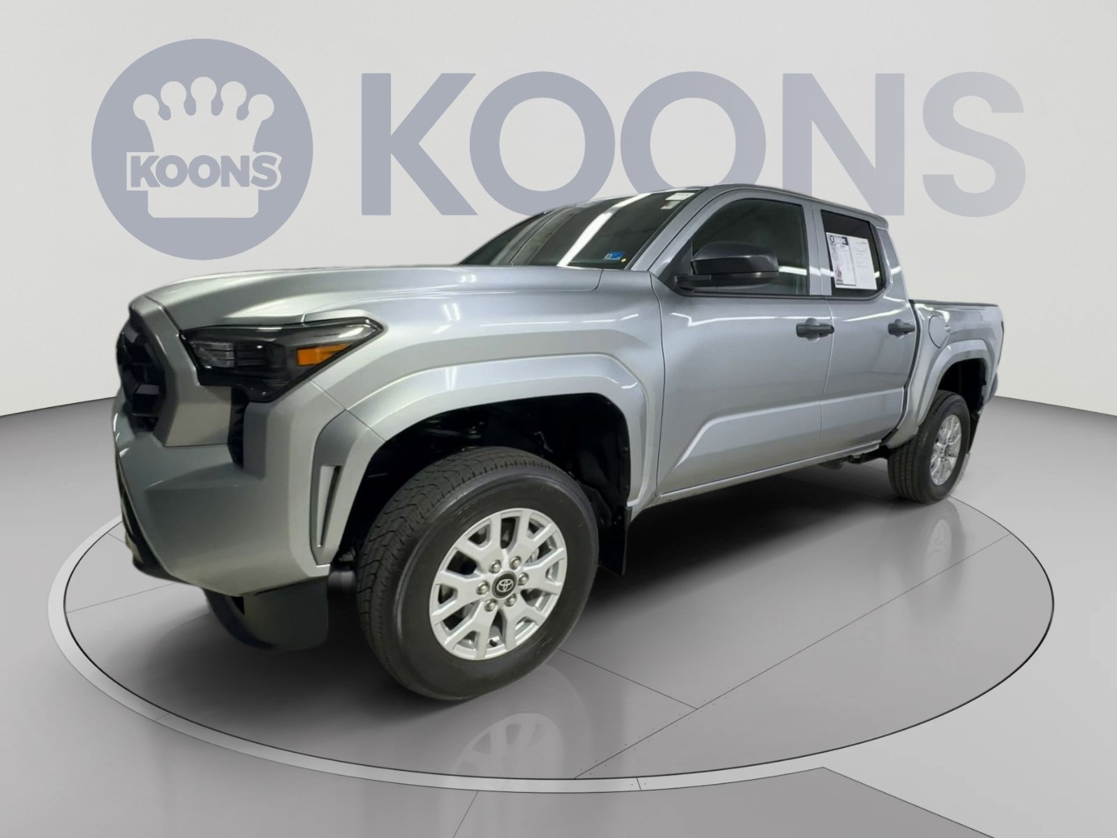 Used 2024 Toyota Tacoma SR AWD/4WD image 5