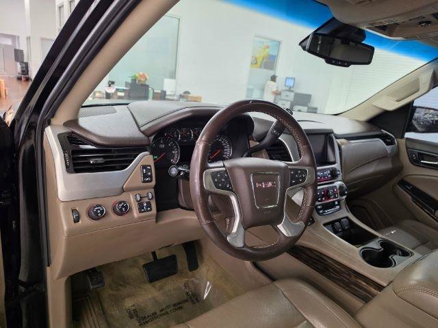 Used 2015 GMC Yukon XL SLT w/ Open Road Package AWD/4WD image 7