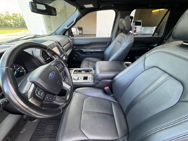 Used 2020 Ford Expedition Limited w/ Texas Edition Package RWD image 28