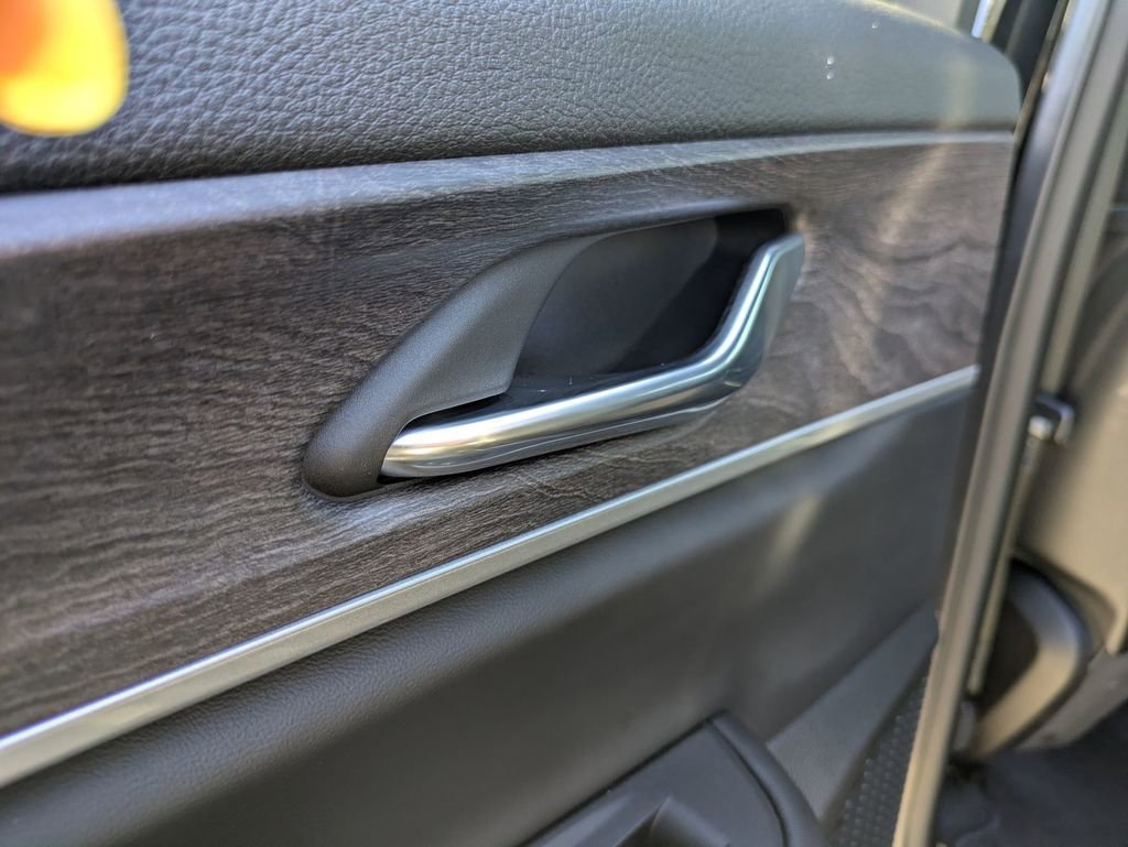Used 2025 Jeep Grand Cherokee Limited image 26
