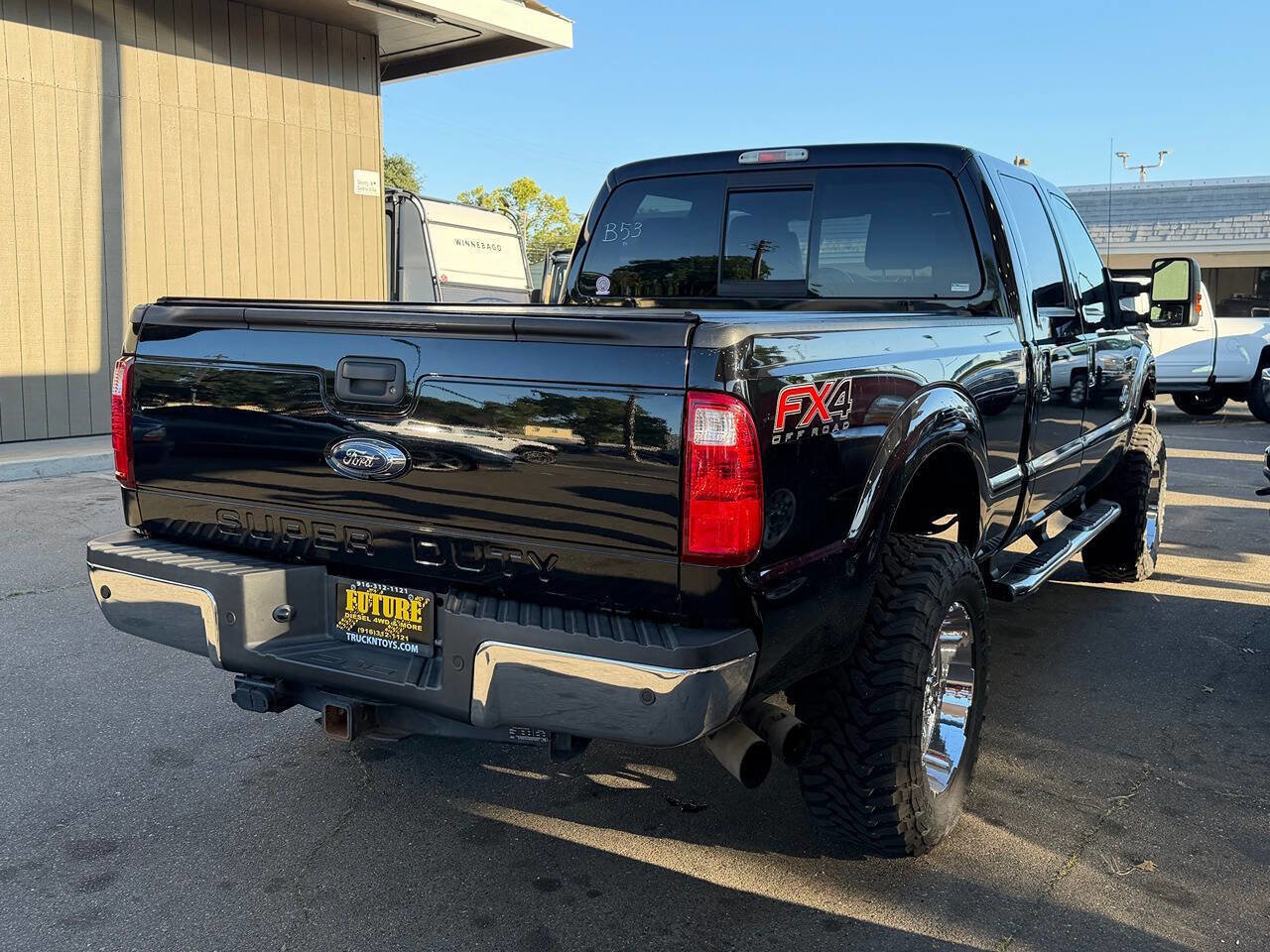 Used 2016 Ford F250 Lariat w/ Lariat Ultimate Package image 6