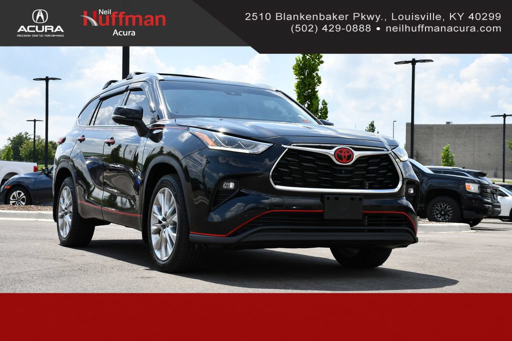 Used 2021 Toyota Highlander Limited AWD/4WD image 1