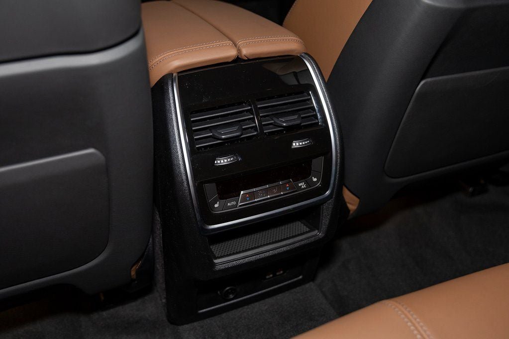 New 2026 BMW X5 M Competition w/ Executive Package AWD/4WD image 38