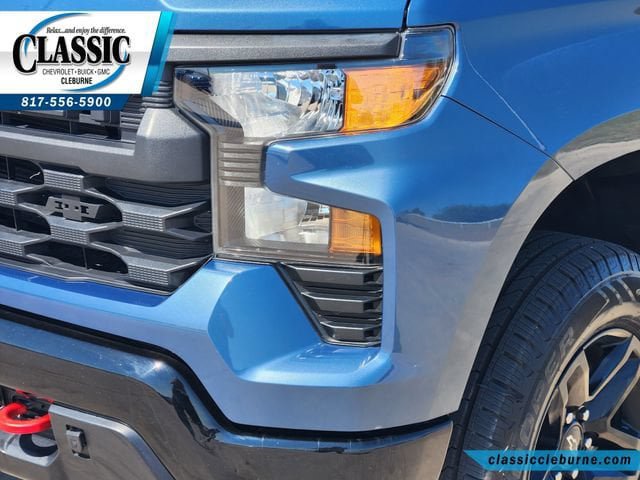 Used 2024 Chevrolet Silverado 1500 Custom Trail Boss w/ LPO, Dark Essentials Package AWD/4WD image 11