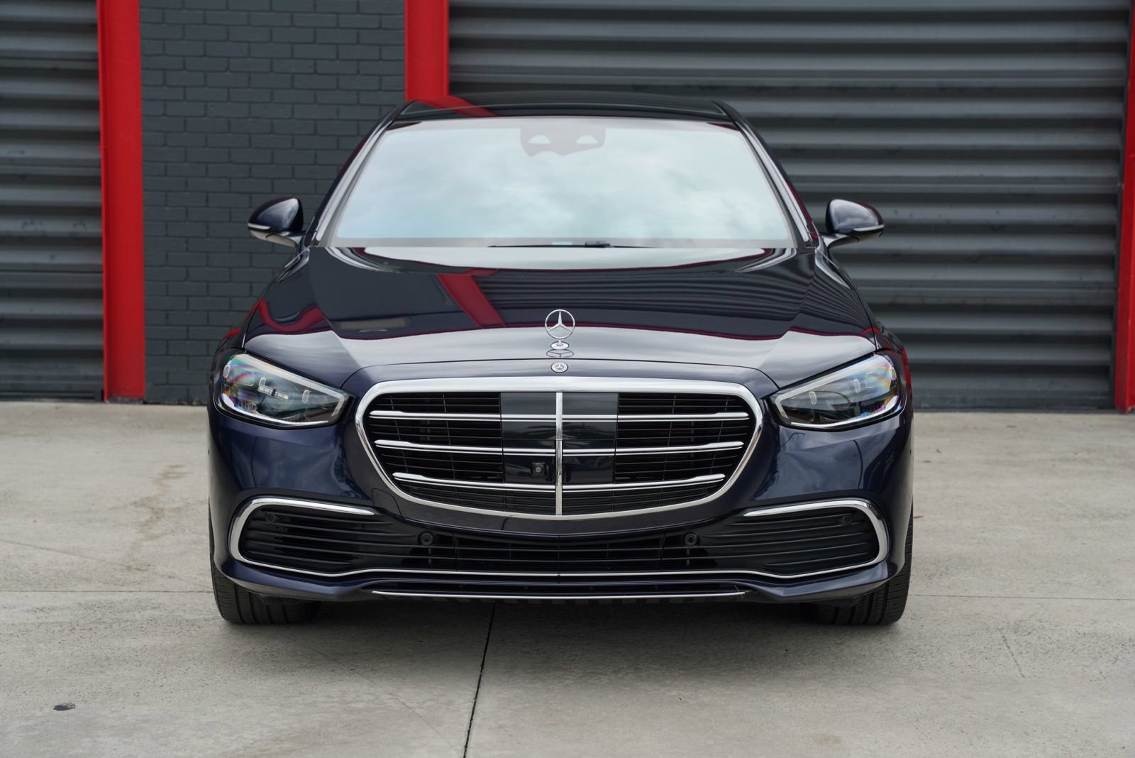 Used 2023 Mercedes-Benz S 580 4MATIC Sedan w/ Warmth & Comfort Package image 2