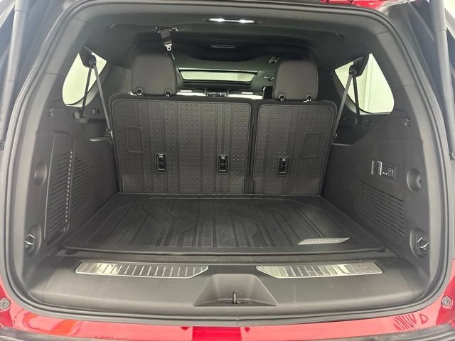 New 2026 Chevrolet Suburban Premier w/ Sun And Tow Package AWD/4WD image 32