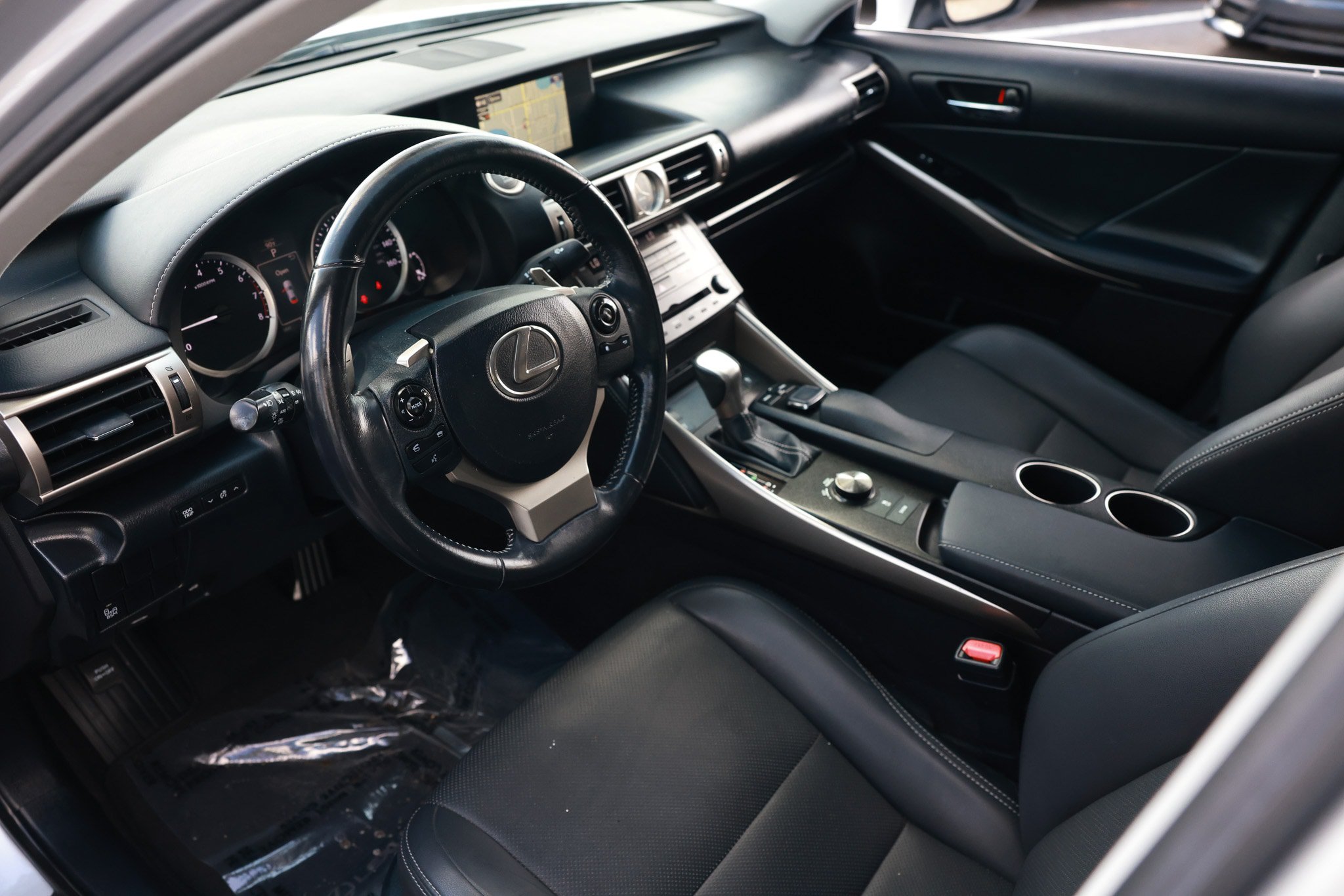 Used 2016 Lexus IS 300 AWD w/ Navigation System Package image 6