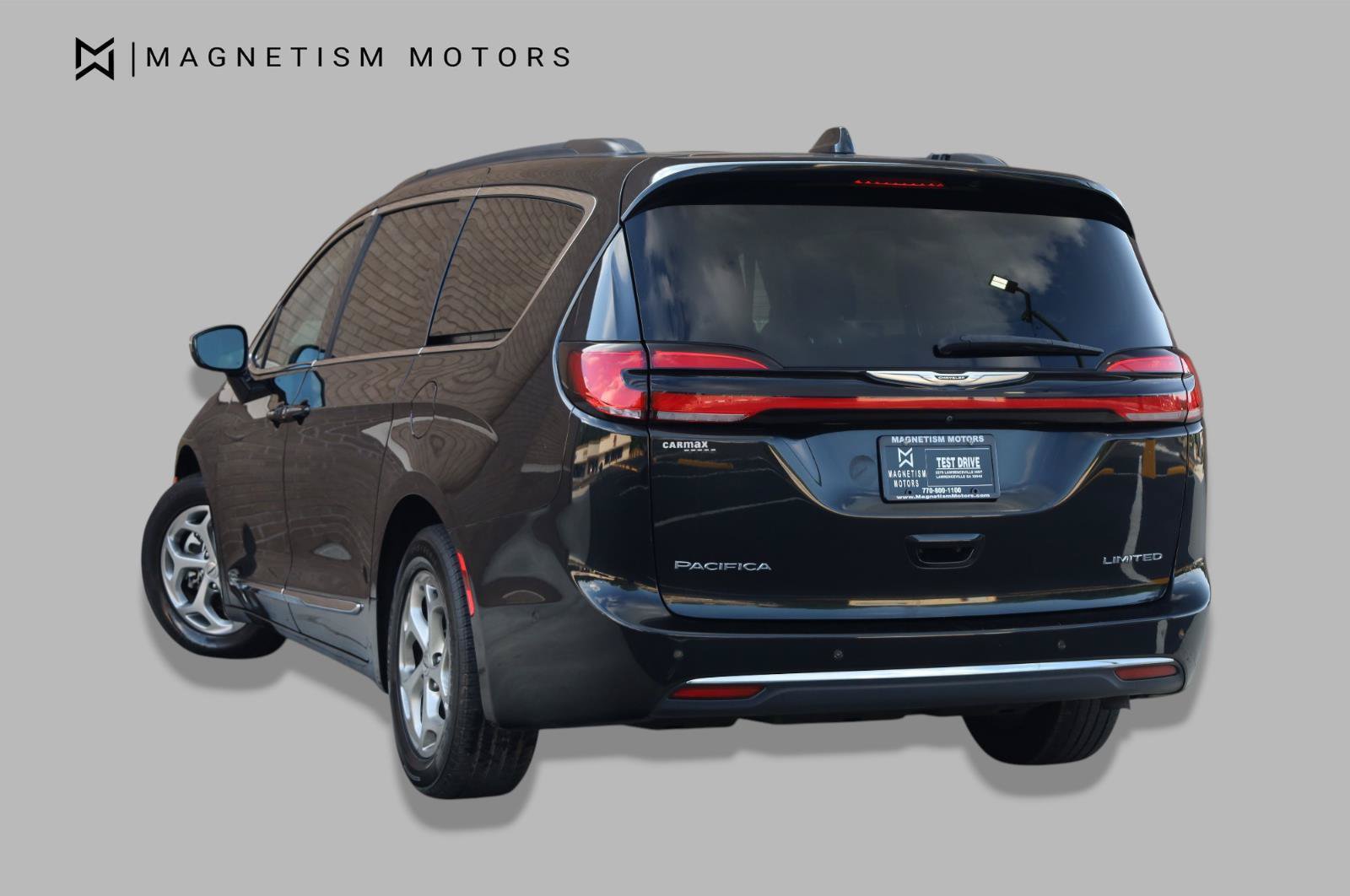 Used 2022 Chrysler Pacifica Limited FWD image 9
