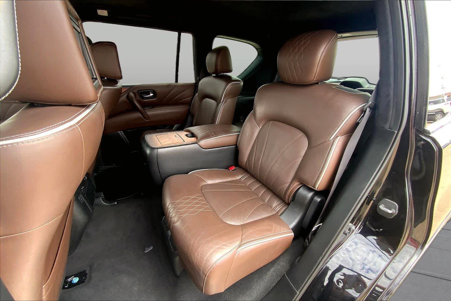 Used 2015 INFINITI QX80 4WD w/ Limited Package image 21