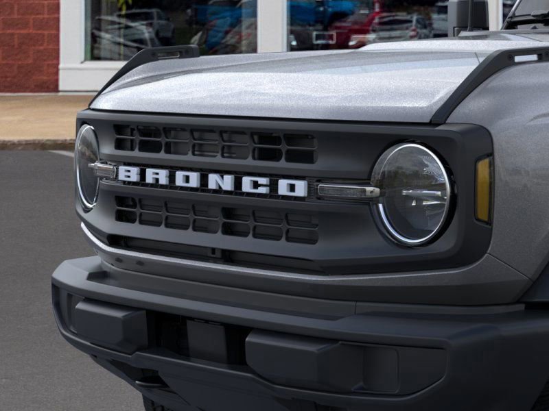 New 2025 Ford Bronco 4-Door image 19