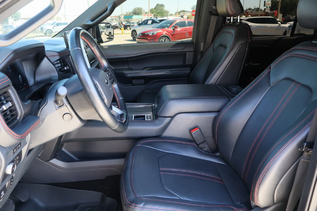 Used 2022 Ford Expedition Max Limited RWD image 23