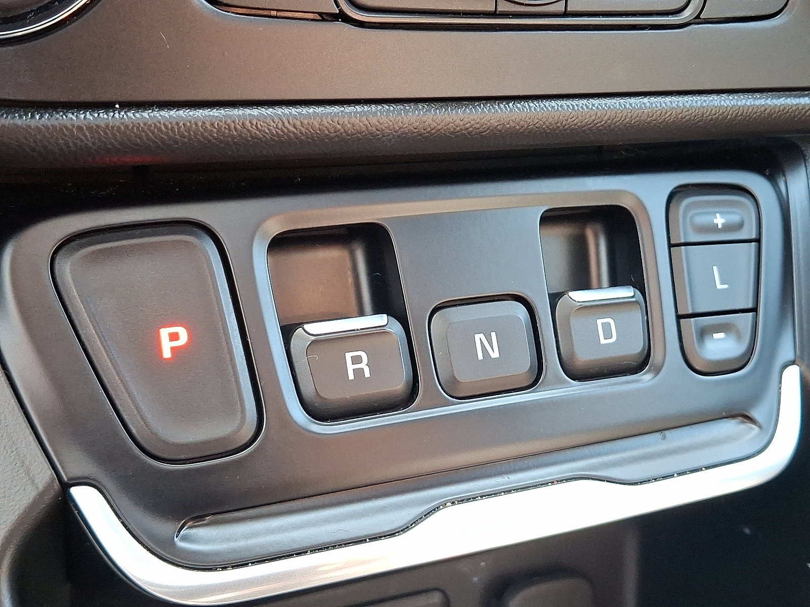 Used 2020 GMC Terrain SLT w/ Preferred Package AWD/4WD image 15