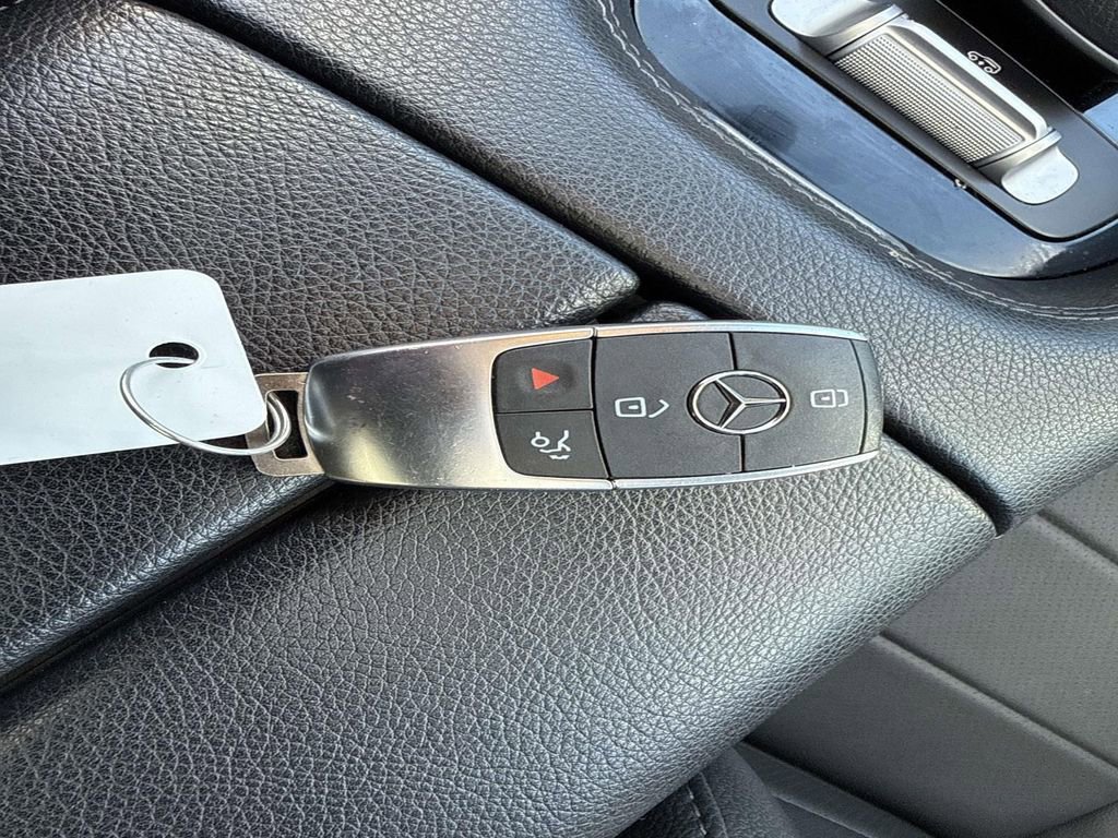 Used 2023 Mercedes-Benz GLS 450 GLS 450 image 32