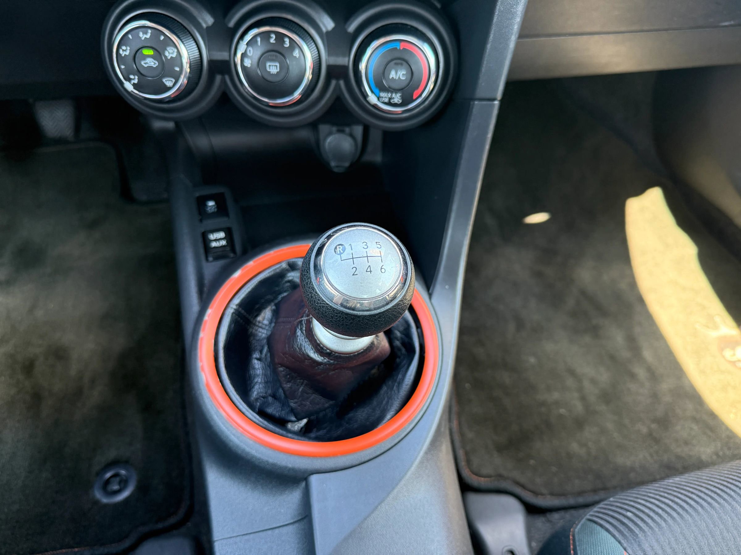 Used 2015 Scion tC FWD image 26